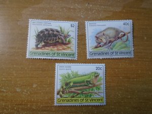 St Vincent   Grenadines   #  170-72 MNH