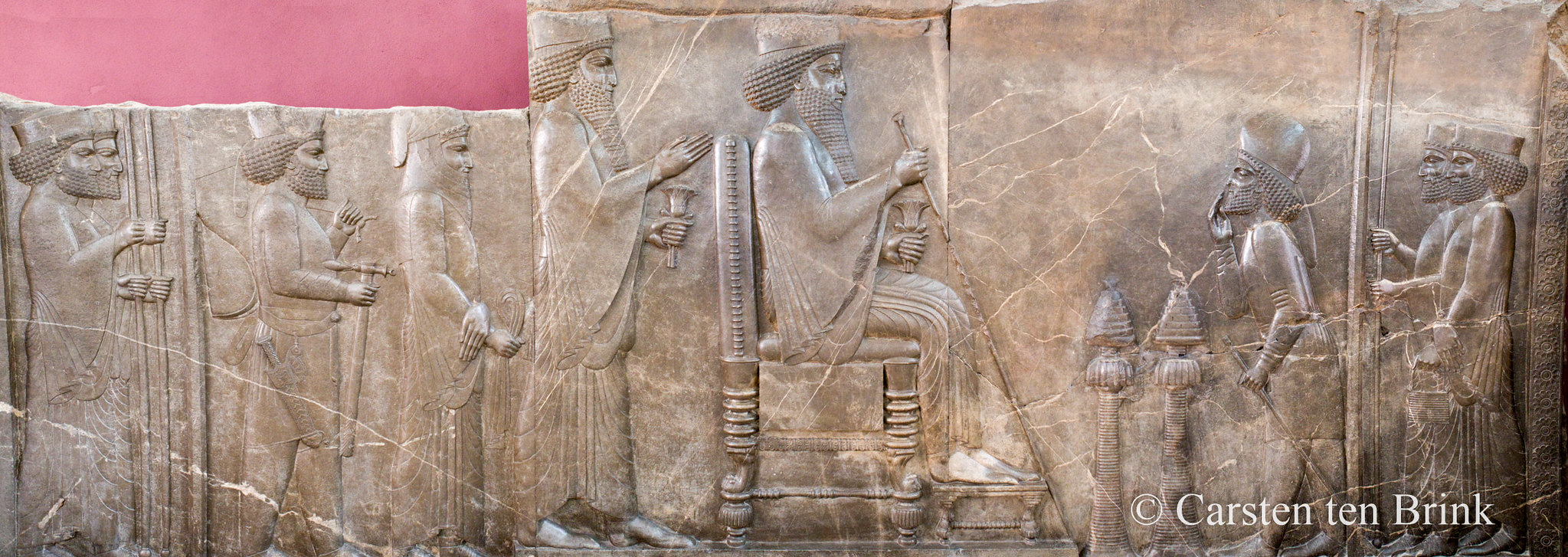 Audience scene of Darius