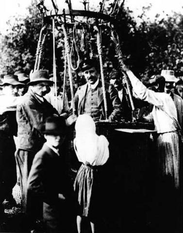 Victor Hess balloon