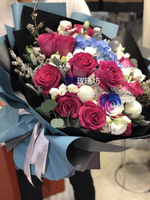 情人節特色繡球玫瑰花束 #AF1855
