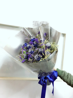 11枝藍色玫瑰花束 #A1821