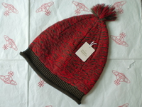  全新Vivienne Westwood日本版紅色橫紋多Logo冷帽  