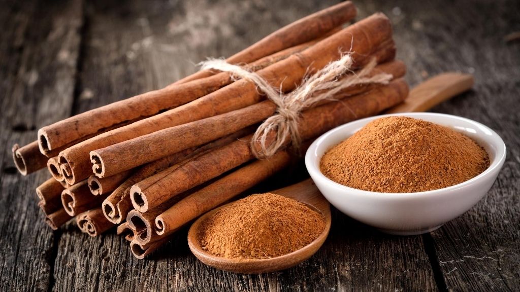 Does Cinnamon Help Regrow Hair? The Facts About Its Beauty ...