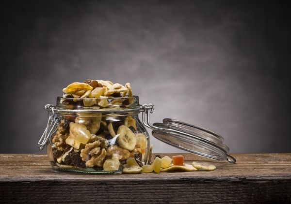 This Walnut and Seed Trail Mix Recipe Can Help Support Healthy Vision