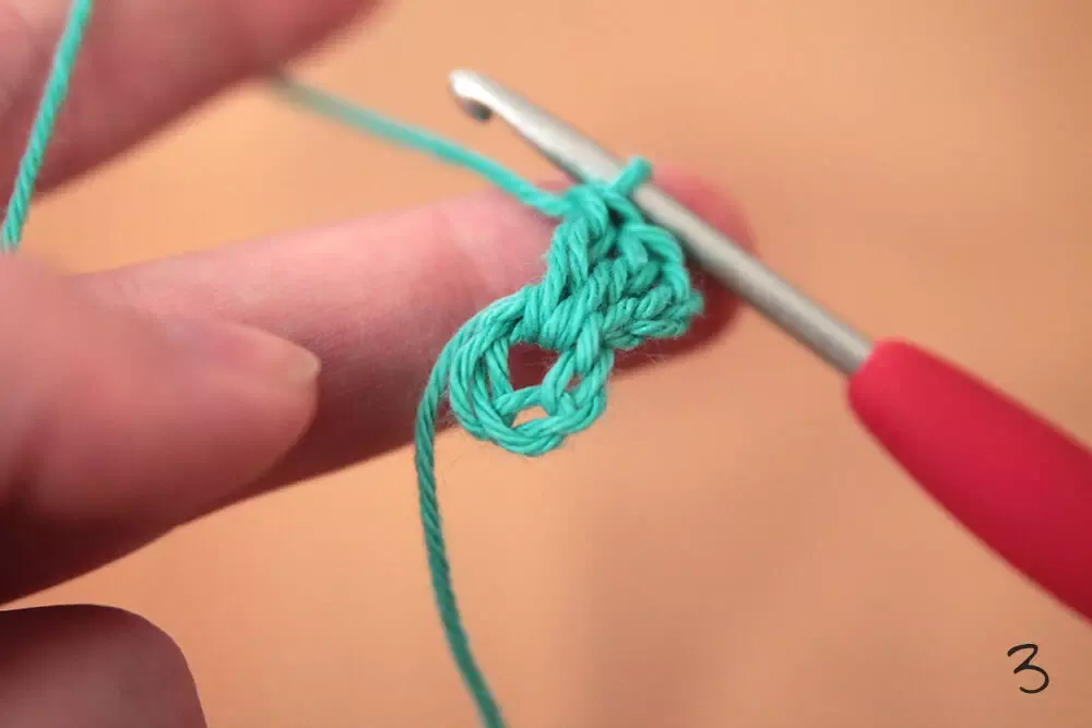 How to Crochet a Granny Square for ABSOLUTE BEGINNERS 