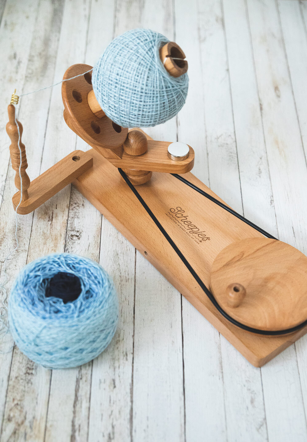 Assembling wood yarn winder 
