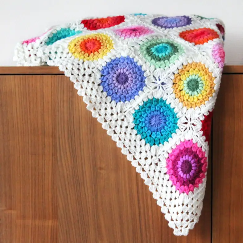 Colourwheelblanket notext 1024x1024