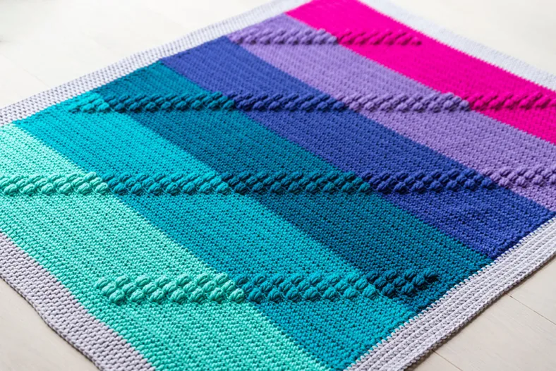 Bobble Track Play Blanket