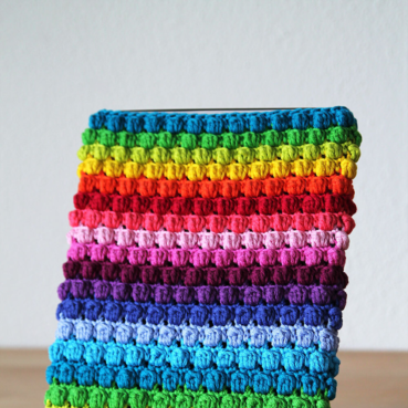 Ik heb een regenboog tablet hoes gemaakt!