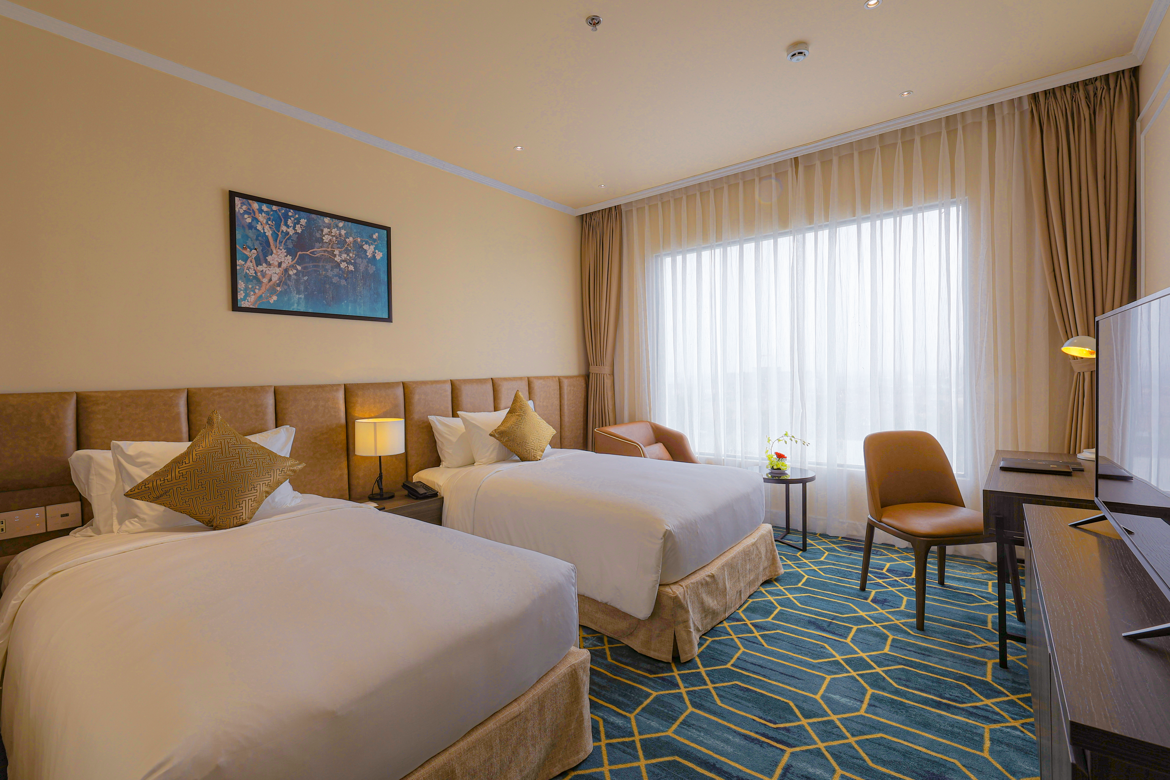 Hình ảnh phòng DELUXE TWIN  ROOM WITH CITY VIEW