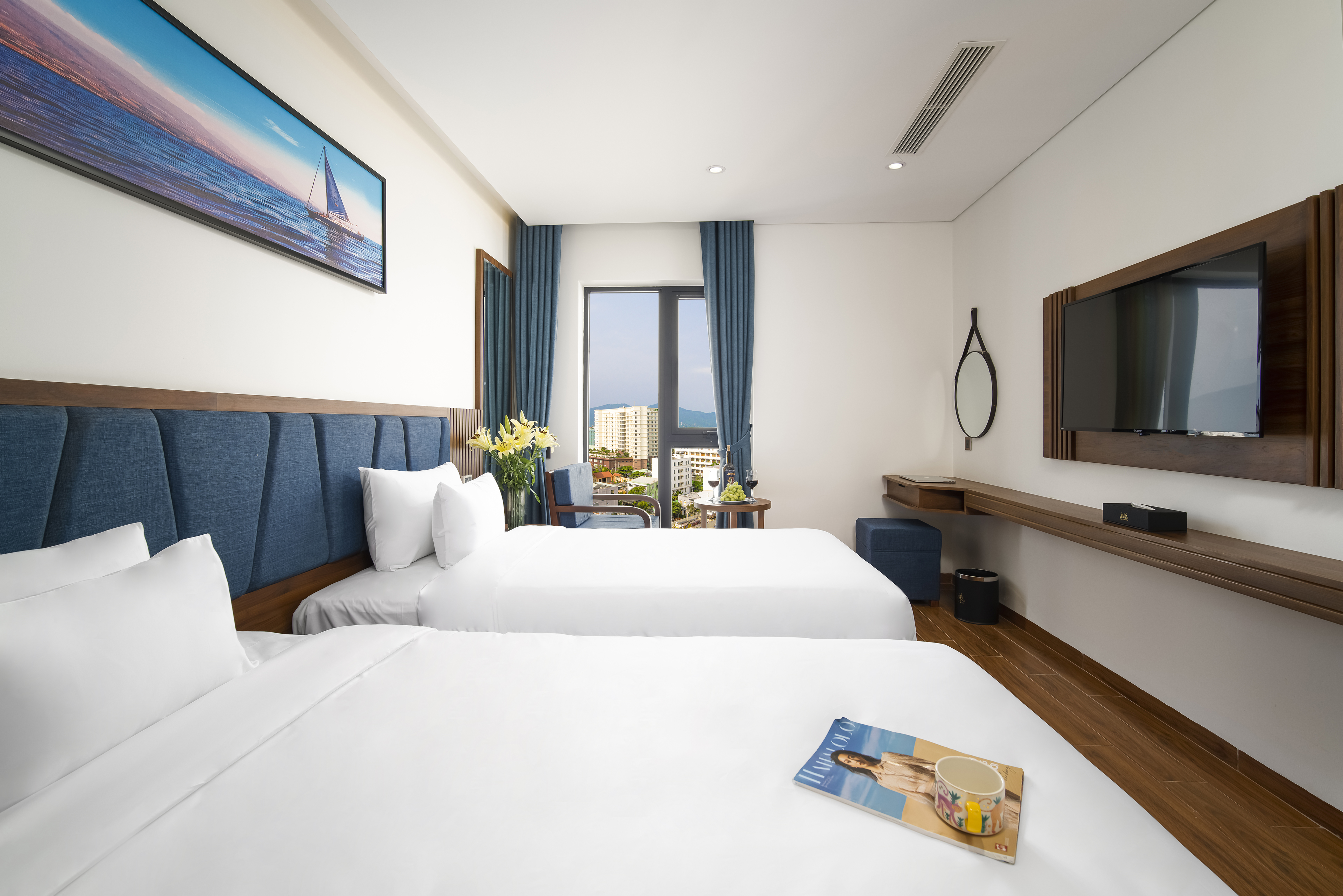 Hình ảnh phòng Deluxe Twin Room City View