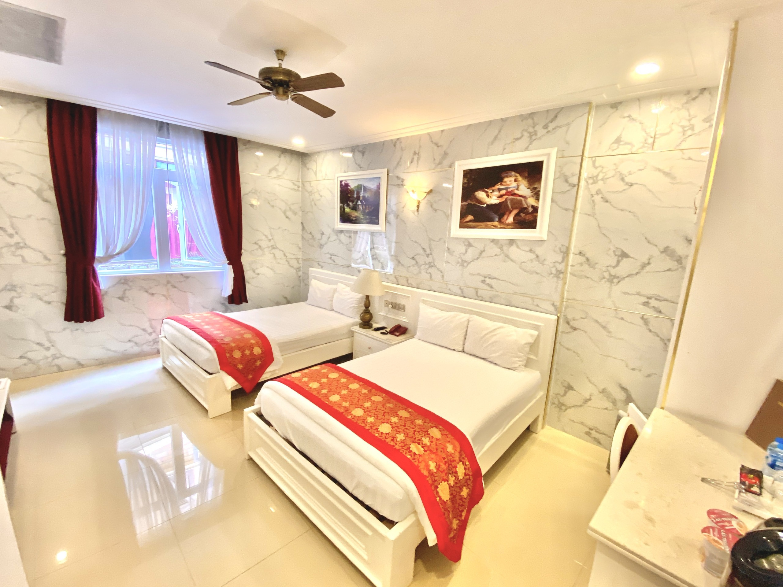 Hình ảnh phòng DELUXE QUADRUPLE ROOM