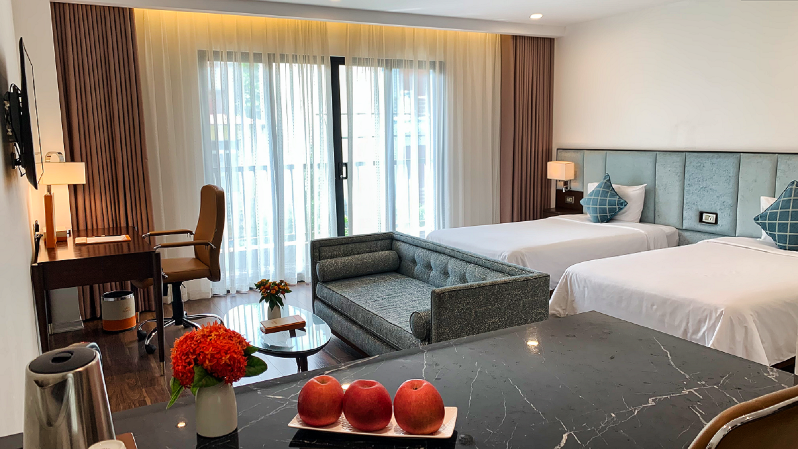 Hình ảnh phòng Premier Deluxe Twin Room