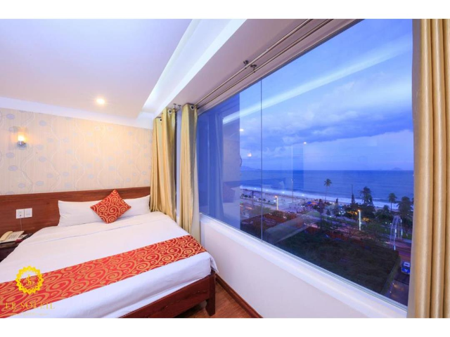 Hình ảnh phòng Deluxe Quad Sea View