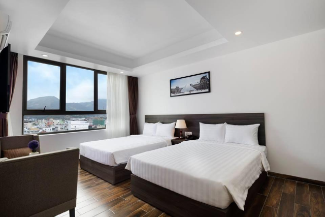 Hình ảnh phòng Deluxe Double or Twin Room with City View