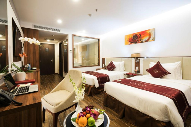 Hình ảnh phòng Senior Deluxe City View Twin Room with Balcony