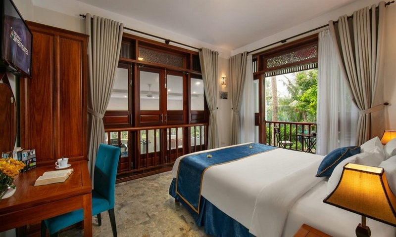 Hình ảnh phòng Deluxe Double or Twin with Balcony & River View