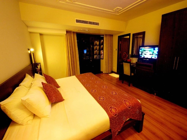 Images des chambres Suite junior avec vue sur la ville