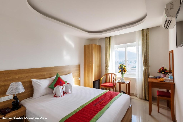 Hình ảnh phòng Deluxe Mountain View Room