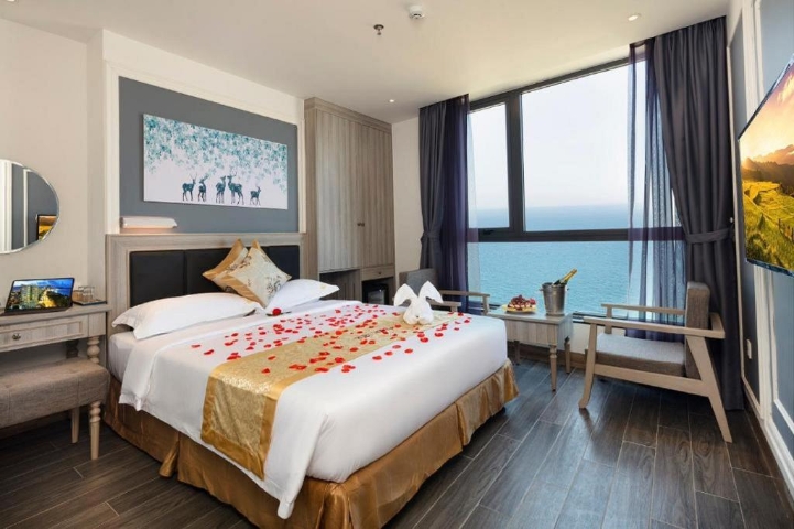 Hình ảnh phòng Suite Sea View (có bồn tắm)