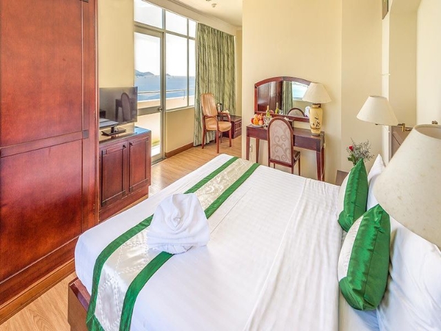 Hình ảnh phòng Executive Deluxe Sea View King Bed Balcony