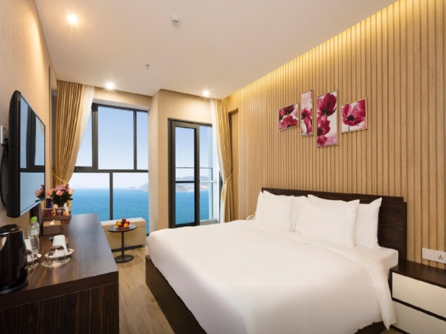 Hình ảnh phòng Executive Partial Sea View (Double or Twin)