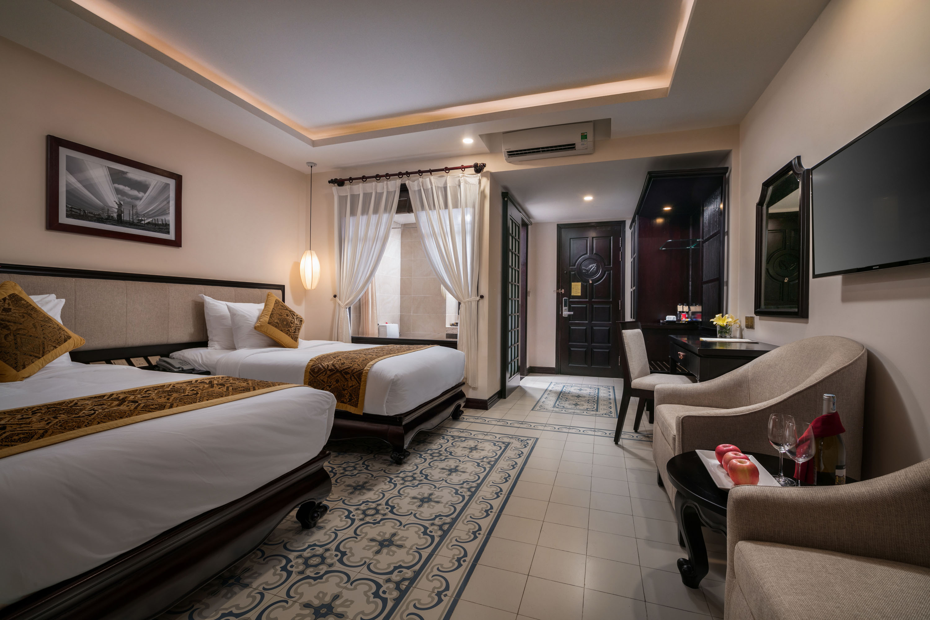 Hình ảnh phòng Deluxe Balcony Room