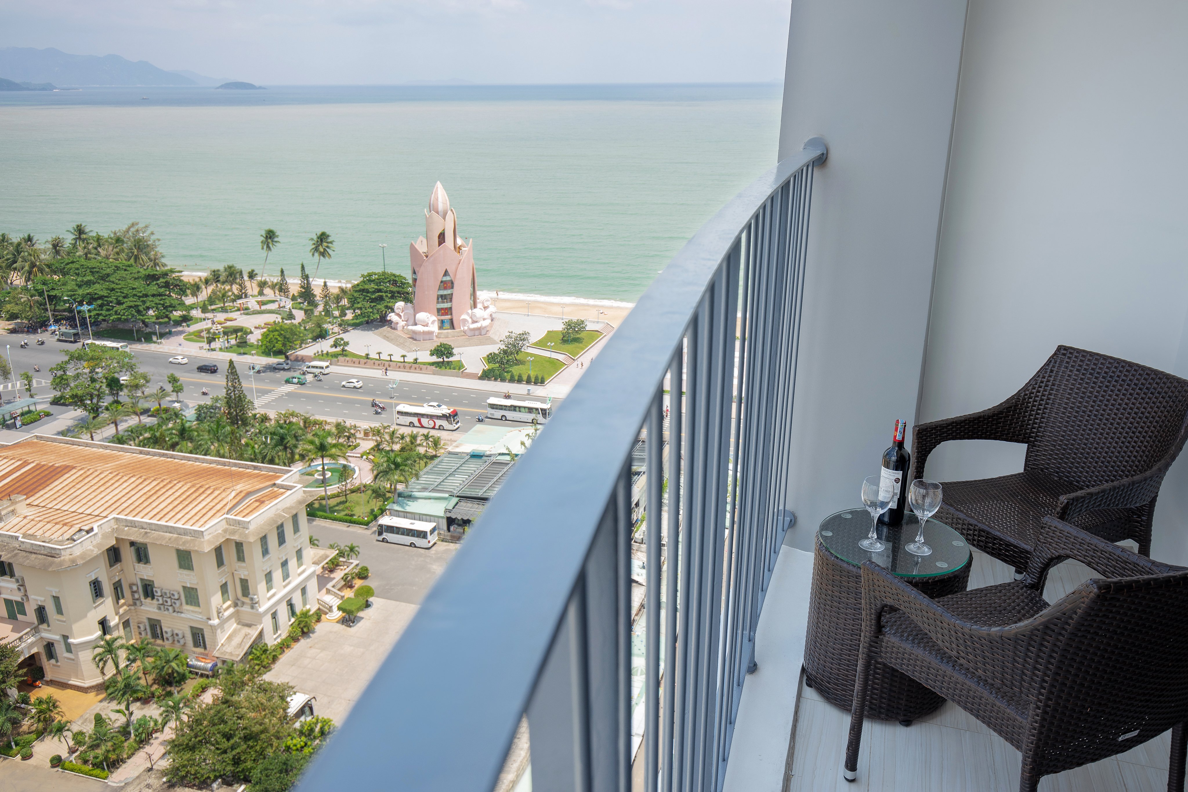 Hình ảnh phòng Partially Sea View Room (B12-12)