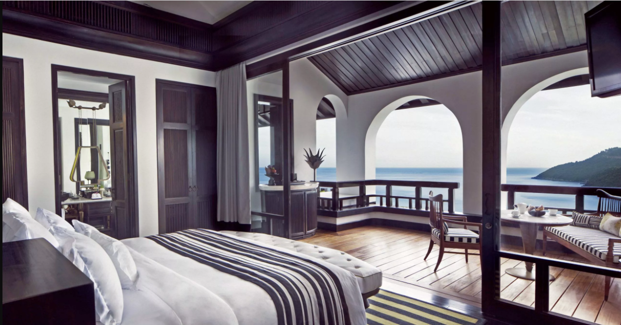 Hình ảnh phòng Classic Panoramic Oceanview King