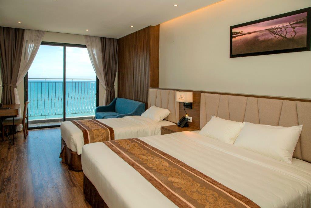 Hình ảnh phòng Senior Deluxe Triple Room With Sea View