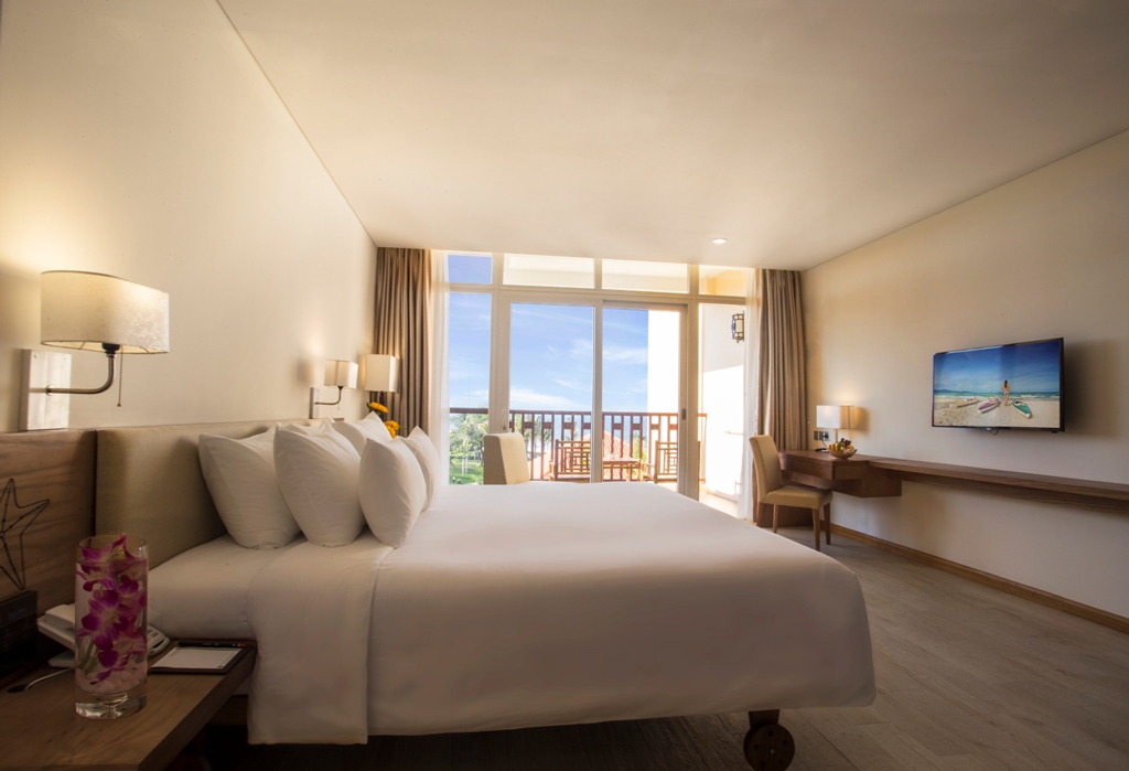 Picture of room Premium Deluxe Hướng Vườn Có Ban Công