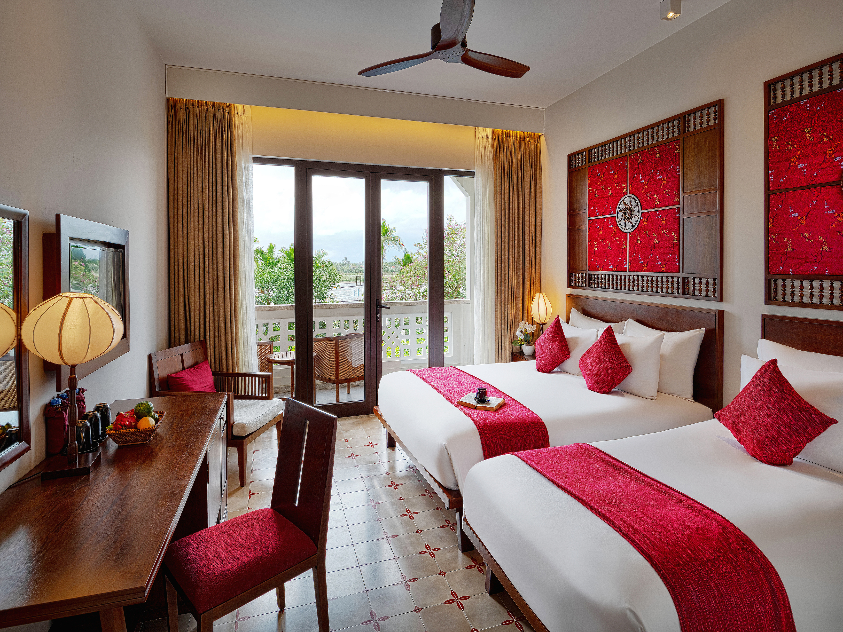 Hình ảnh phòng Grand Deluxe Triple Room With River View