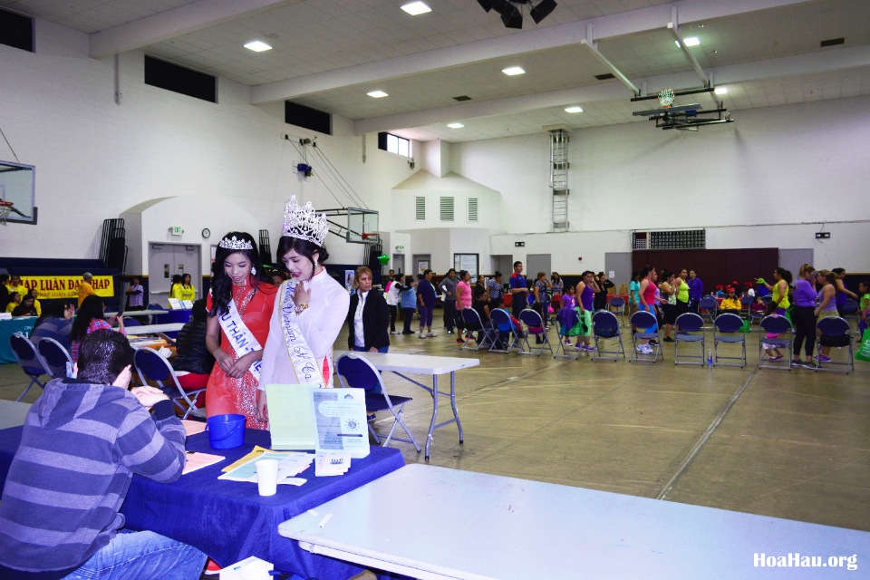 Community Resource Fair 2013 at MHT Church - Image 003