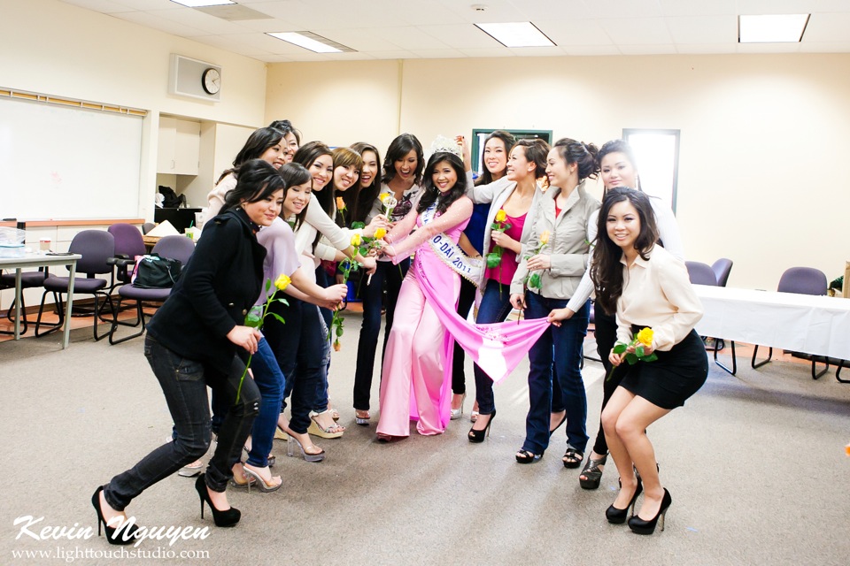 Contestant Practice-Rehearsal 2012 - Image 117