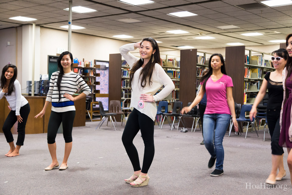 01-19-2014 last day of practice - Miss Vietnam 2014 Pageant - Image 107