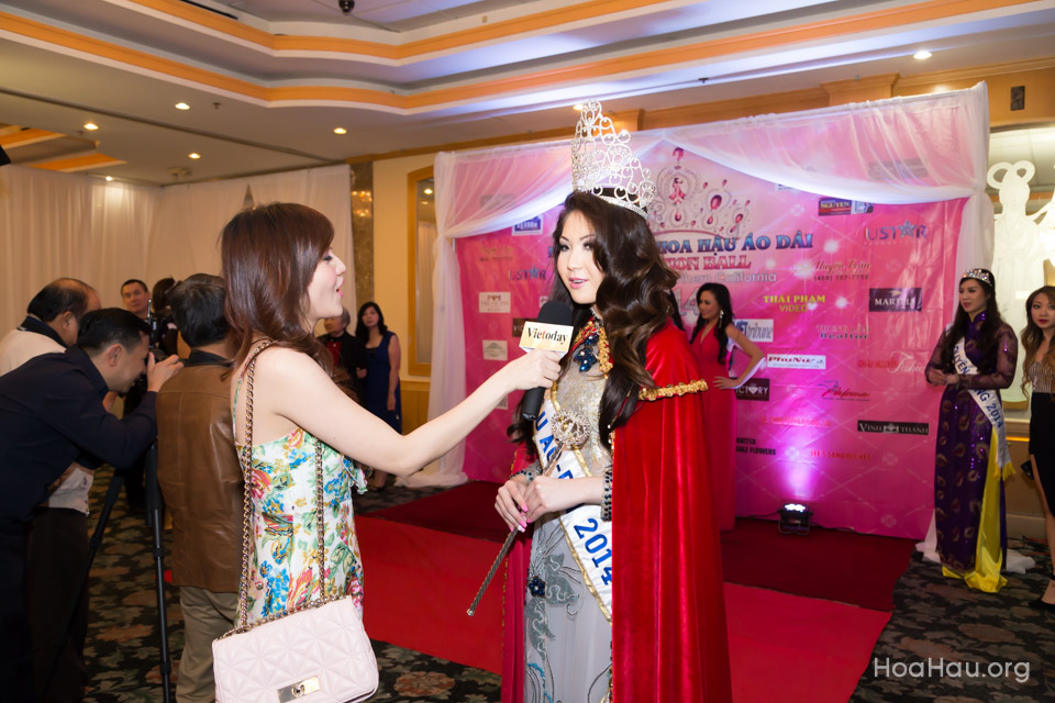 Coronation - Dang Quang Hoa Hau Ao Dai 2014 - Image 108