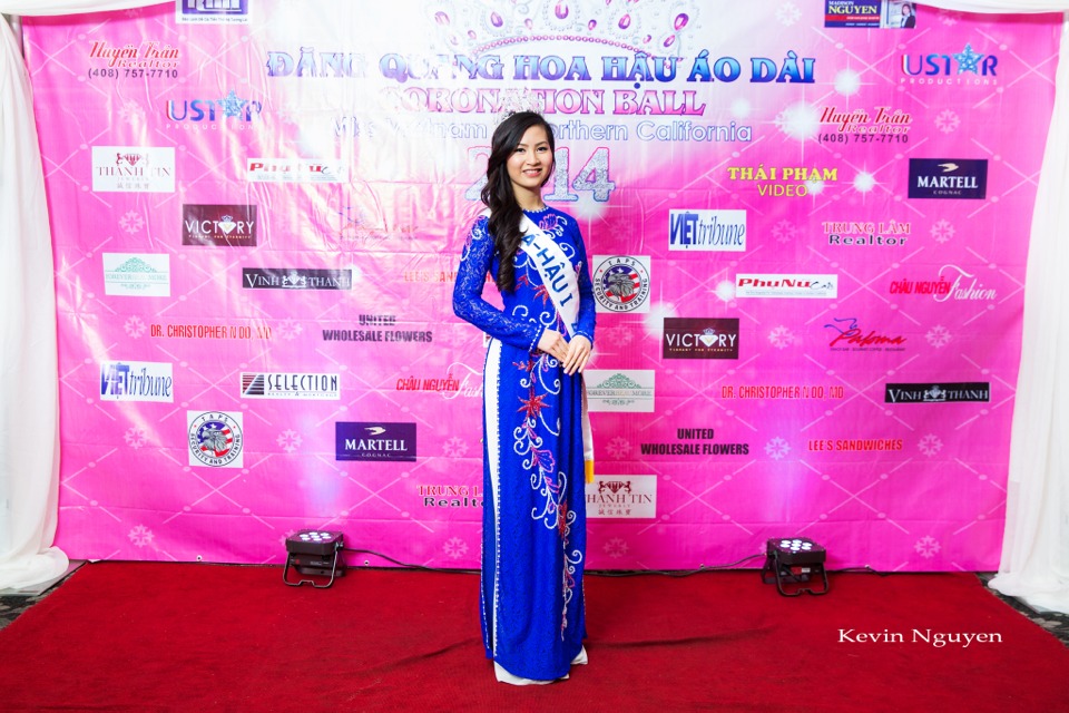 The Guests at the Coronation of Hoa Hau Ao Dai Bac Cali 2014 and Court - Image 003