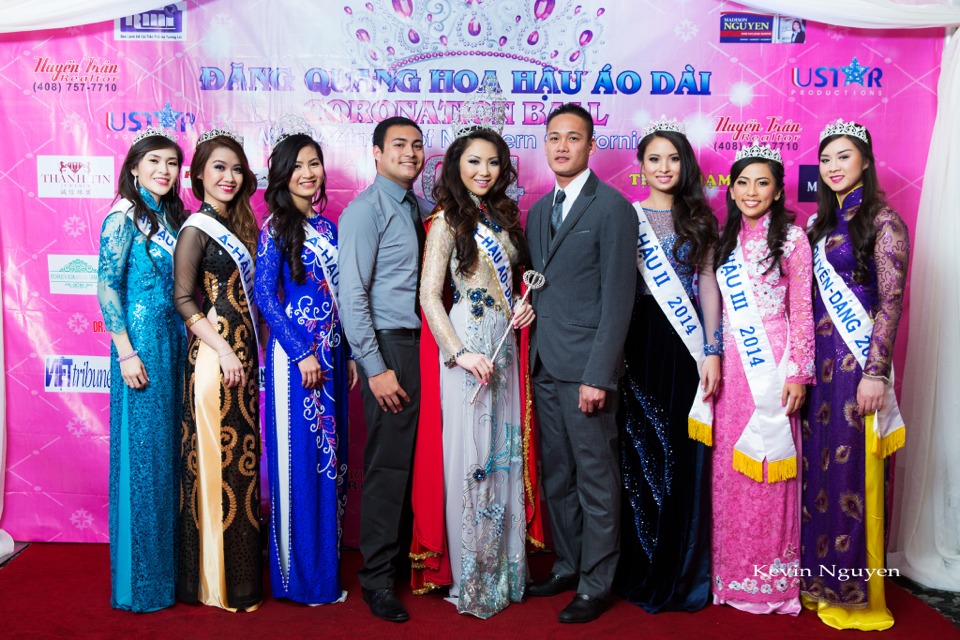 The Guests at the Coronation of Hoa Hau Ao Dai Bac Cali 2014 and Court - Image 021