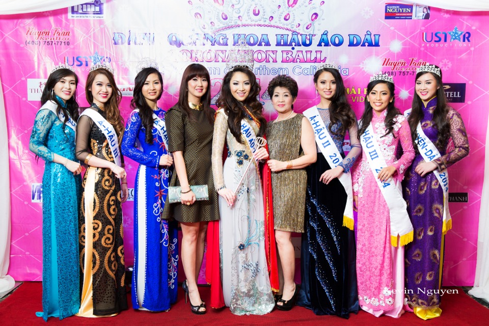 The Guests at the Coronation of Hoa Hau Ao Dai Bac Cali 2014 and Court - Image 063