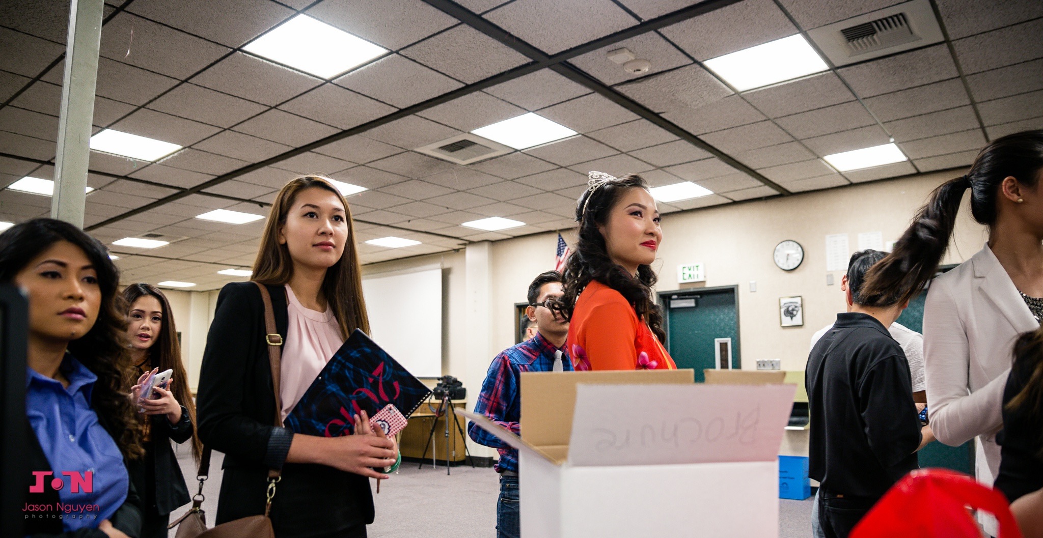 Miss Vietnam California 2016 Contestants Interview with the Judges - Image 150