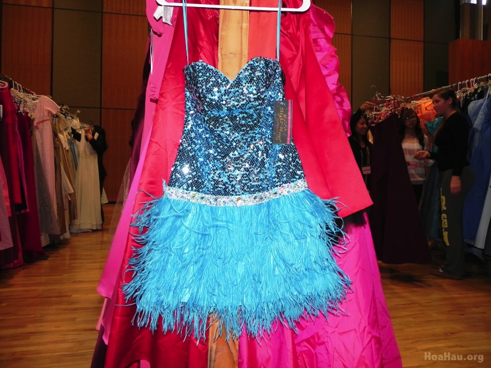 Operation Prom Dress 2013 - Image 022