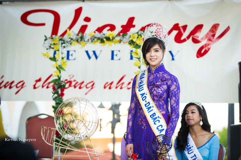 Vinh Thanh Jewelry - Mercedes Benz Lottery 2013 - Image 066