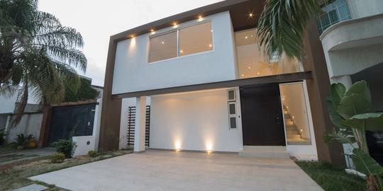 Portada Vendida, Casa en Venta Los Naranjos campo de golf León Gto