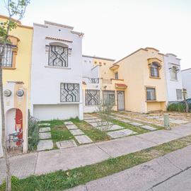 Portada Casa en renta en Fracc. Brisas del Lago León Gto. Disponible Agosto 24.