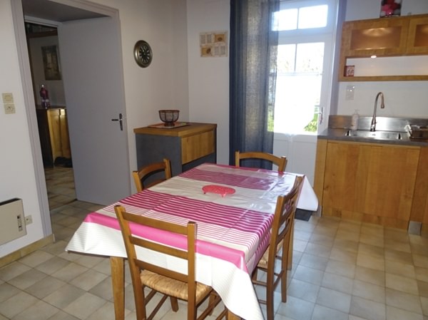 Marnay, Bernay St Martin, Cottage in St Jean d'Angély - PM6046