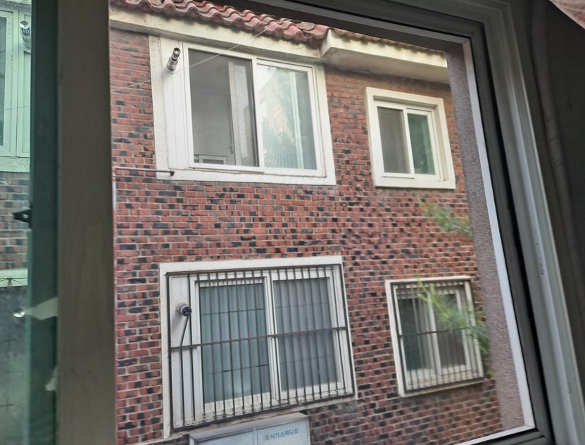 인천 남동구방충망 교체 미세방충망 시공으로 환기와 벌레 차단까지 해결했습니다 사진 26
