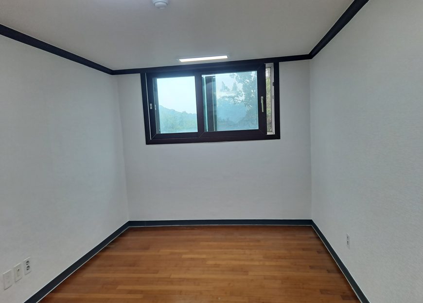 인천 부평곰팡이 제거, 도배 후 같은 벽에 다시 생겼다면 원인부터 확인하세요 사진 19