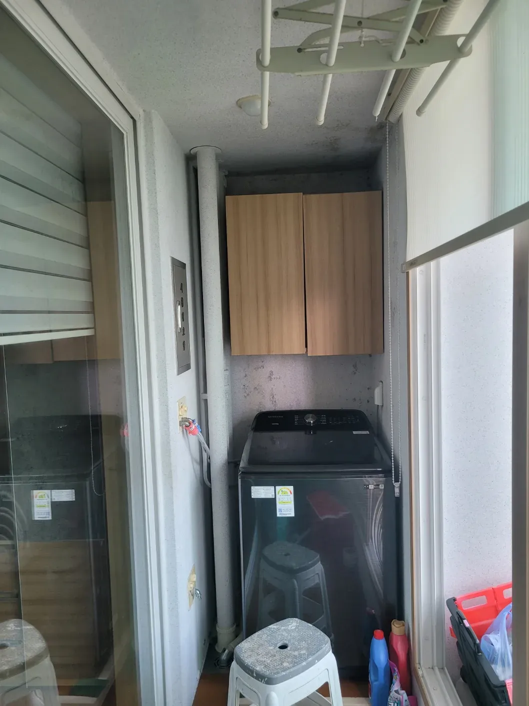 시공 전 베란다 수납장 자리
