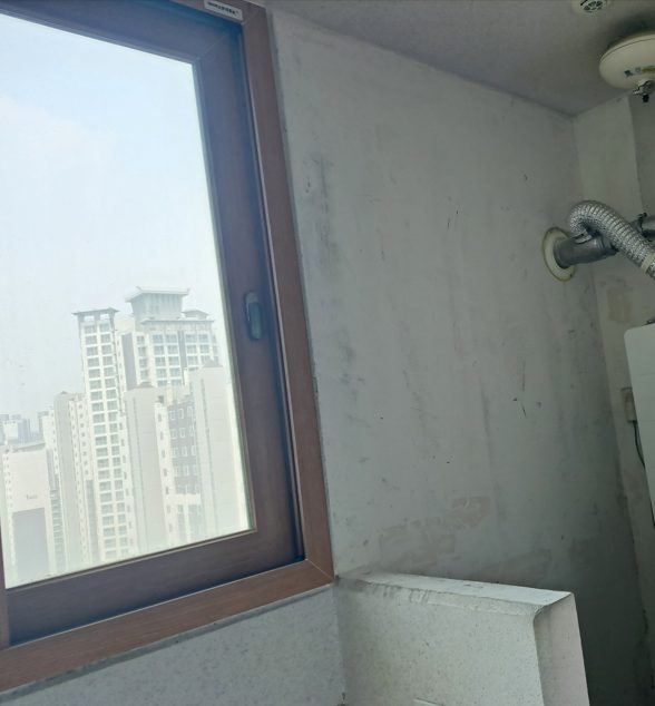 인천 송도곰팡이 제거 전문업체 베란다 결로·곰팡이 해결, 단열시공과 규조토페인트 후기 사진 13