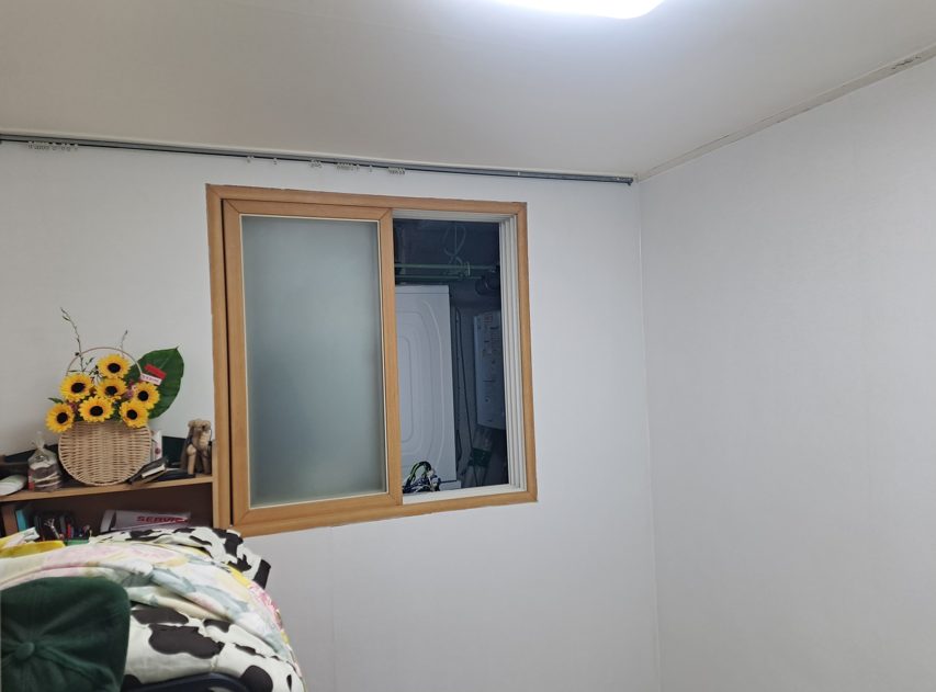인천 부평곰팡이제거, 벽지를 뜯어보니 진짜 원인이 보였습니다 사진 18